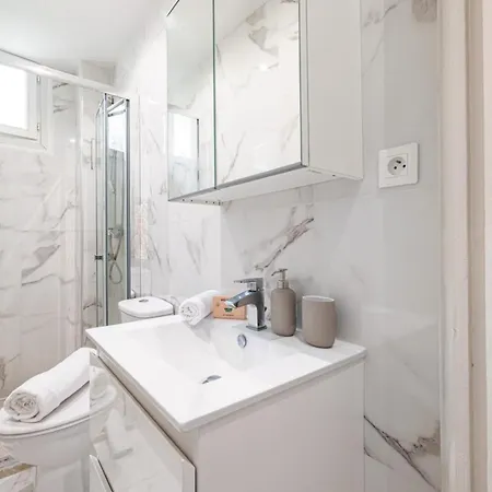 Cozy 2-bedroom Facing The Sea 100m From Monaco Beausoleil