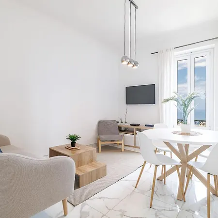 Cozy 2-bedroom Facing The Sea 100m From Monaco