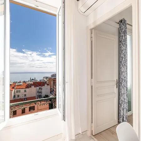 Cozy 2-bedroom Facing The Sea 100m From Monaco Apartment Beausoleil